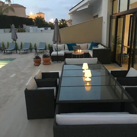 Vila Turmalina With Private Pool In La Zenia *